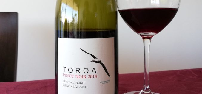 Toroa Pinot Noir 2014